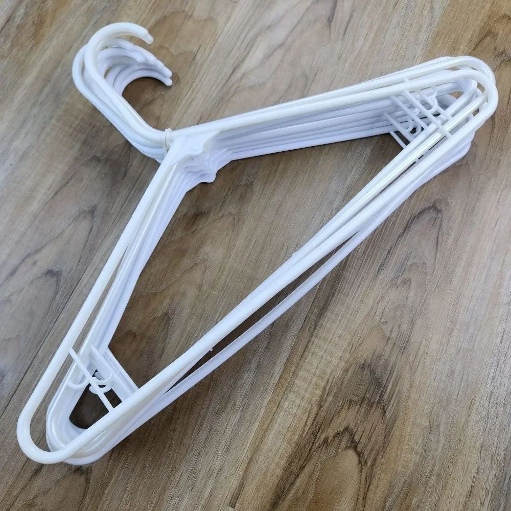 💜Pack of 45 Assorted Plastic Hangers